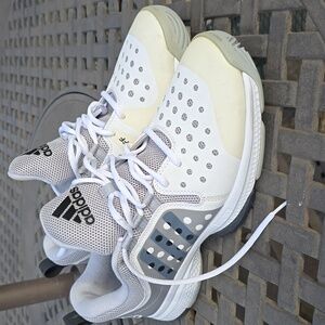 Men's Adidas White and Gray Athletic Sneakers Shoes 10.5